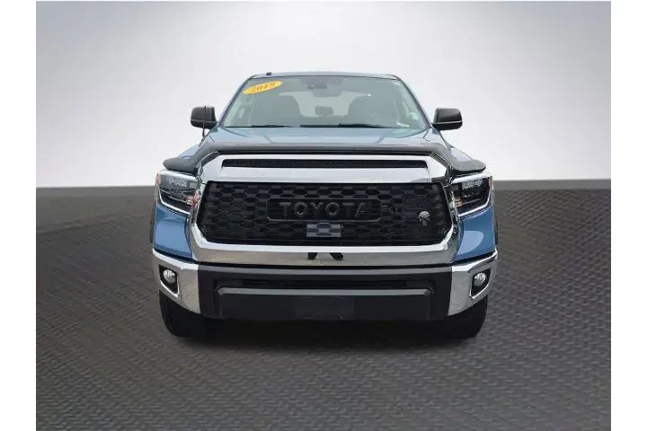 $39998 : Toyota Tundra 2019 4x4 SR5 4 image 3