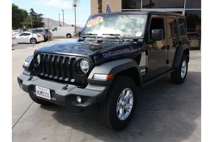 $30702 : Jeep Wrangler Unlimited 2021 image 7