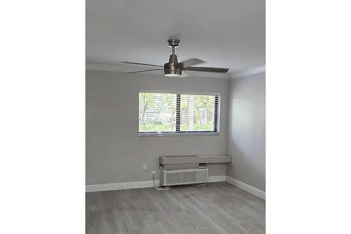 $1700 : 2 Apartamento en Derek Large image 3