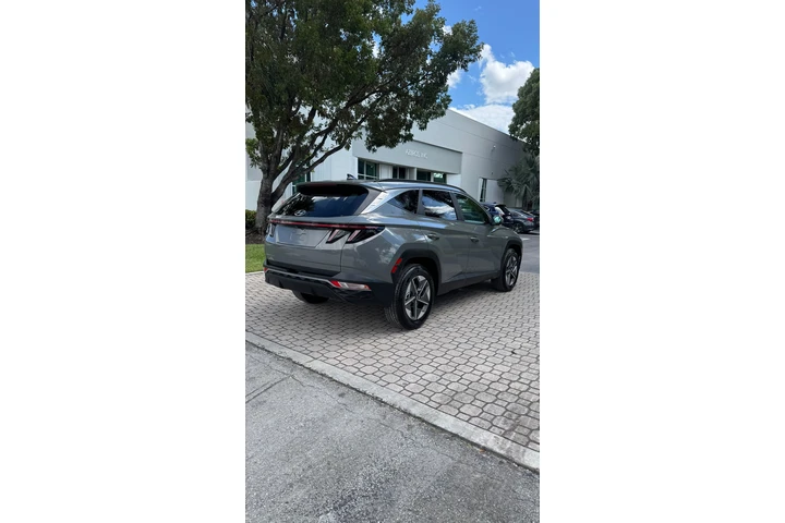 $22499 : 🚘*Hyundai Tucson SEL 2025* image 8