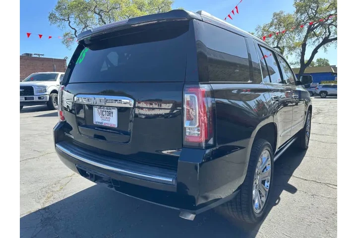 2015 GMC Yukon Denali image 8