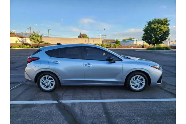 $18700 : 2024 Impreza image 10