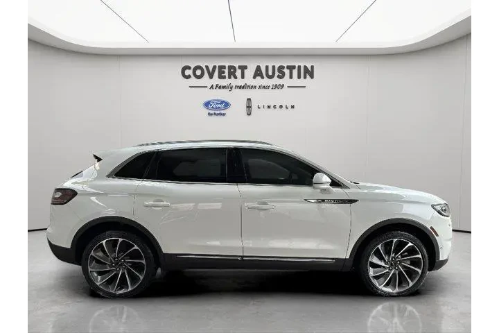 $38591 : Lincoln Nautilus 2022 AWD Re image 6