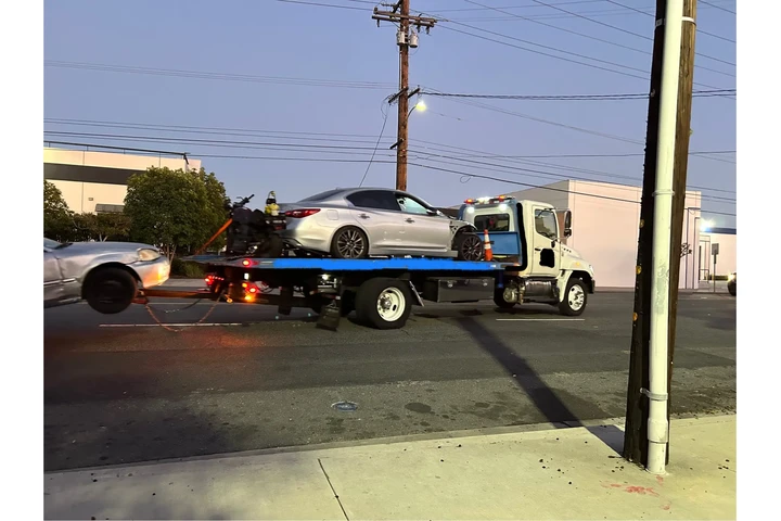 3238093107 CARROS PARA YONKE image 1