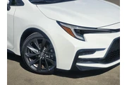 $27868 : Toyota Corolla Hybrid 2024 S thumbnail