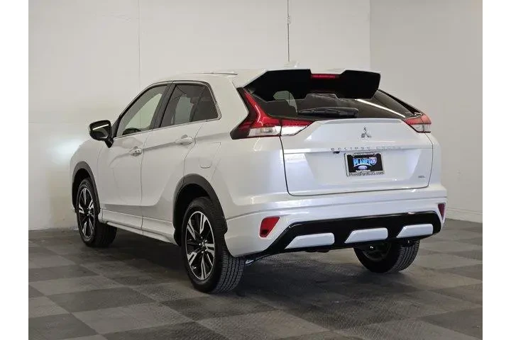 $26885 : Mitsubishi Eclipse Cross 202 image 7