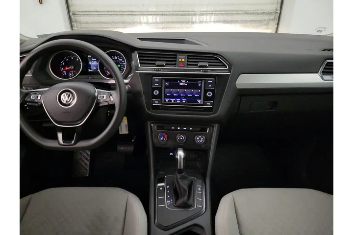 $18998 : Volkswagen Tiguan 2020 S 4dr image 9