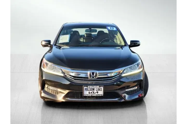 $17197 : Honda Accord 2017 EX-L V6 4d image 2