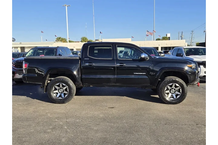 $32992 : Toyota Tacoma 2022 4x2 Limit image 4