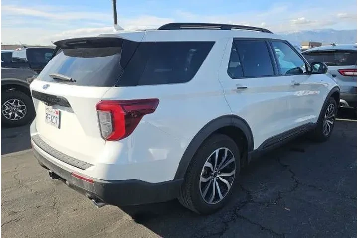 $35800 : Ford Explorer 2023 ST-Line 4 image 2