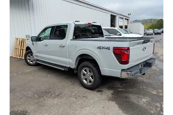 $36000 : Ford F-150 2024 4x4 XLT 4dr image 4