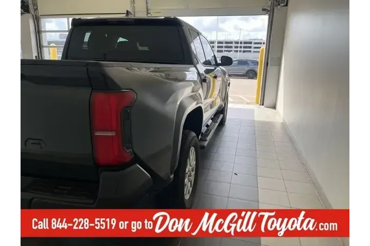 $35807 : Toyota Tacoma 2025 4x4 SR 4d image 9