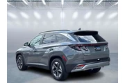 $29905 : Hyundai TUCSON 2025 SEL Conv thumbnail