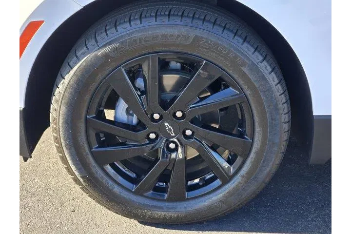 $21448 : Chevrolet Equinox 2024 LS 4d image 9