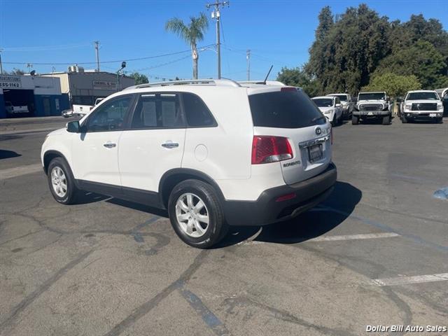 $8995 : 2011 Sorento LX SUV image 6