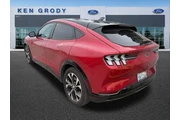 $28200 : Ford Mustang Mach-E 2022 Pre thumbnail