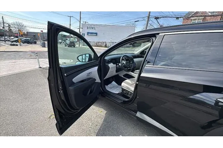 $27036 : Hyundai TUCSON 2023 AWD Limi image 10