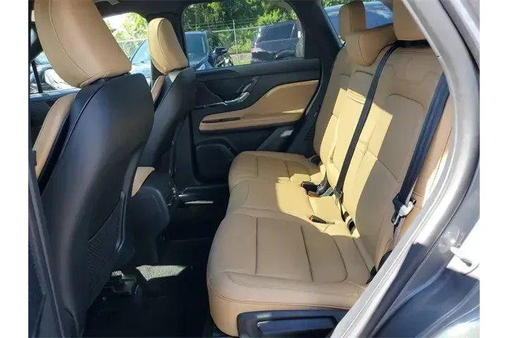 $28490 : Lincoln Corsair 2022 Reserve image 10