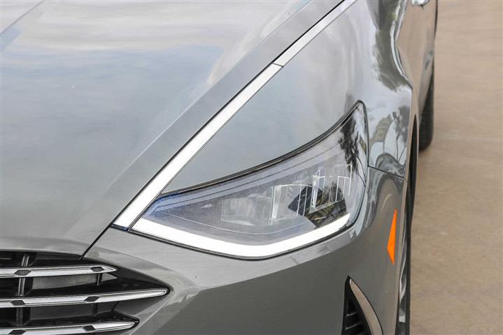 $21990 : Pre-Owned 2021 Hyundai Sonata image 7