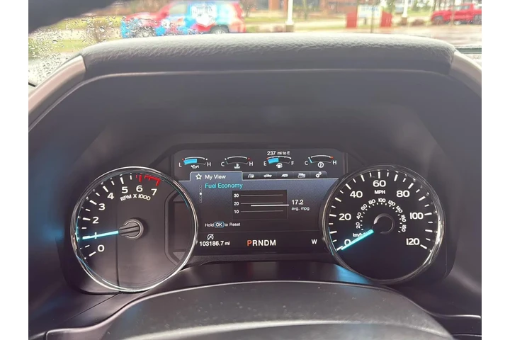 $30000 : 2020 F-150 LARIAT image 3