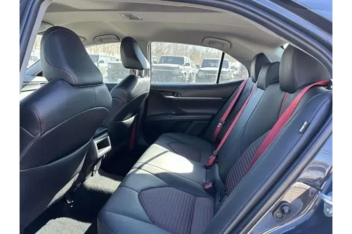 $34054 : Toyota Camry 2023 XSE V6 4dr image 10