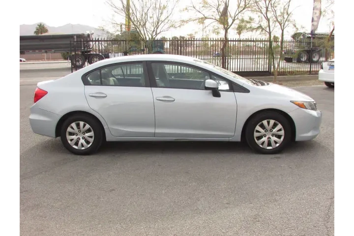 $8995 : 2012 Civic LX image 3