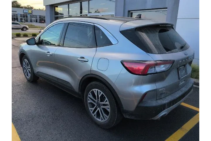 $28375 : Ford Escape 2022 SEL 4dr SUV image 4