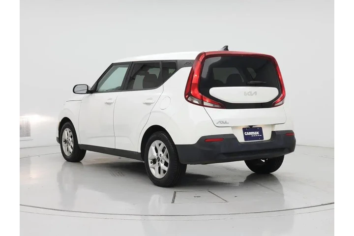 $15998 : Kia Soul 2022 LX 4dr Crossov image 2