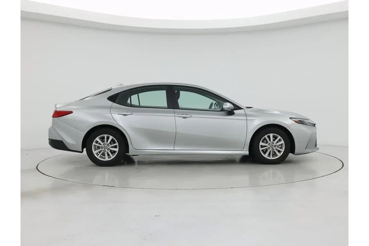 $27998 : Toyota Camry 2025 LE 4dr Sed image 7