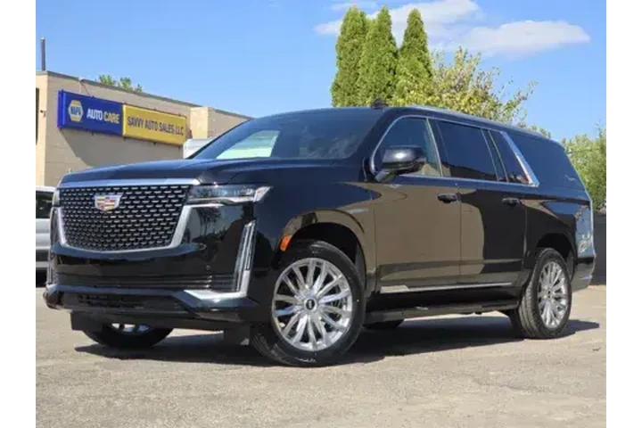 $36899 : 2022 Escalade ESV image 2
