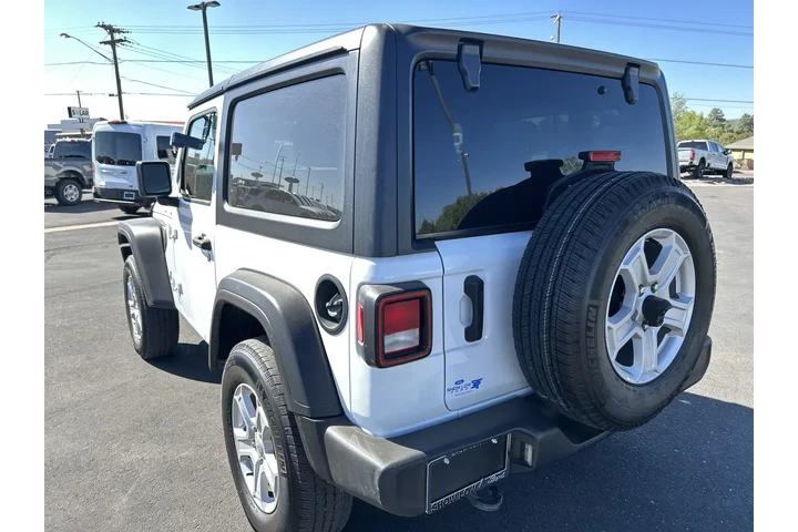 $30995 : Jeep Wrangler 2021 4x4 Sport image 5