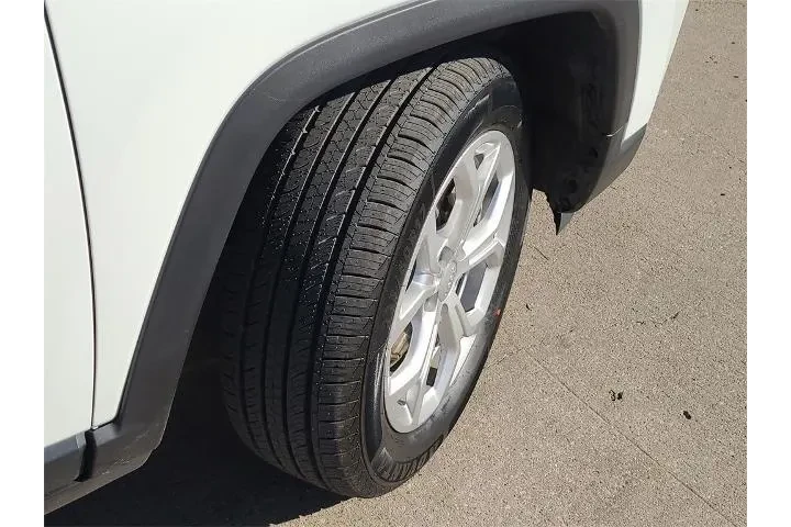 $20762 : Jeep Compass 2024 4x4 Latitu image 7