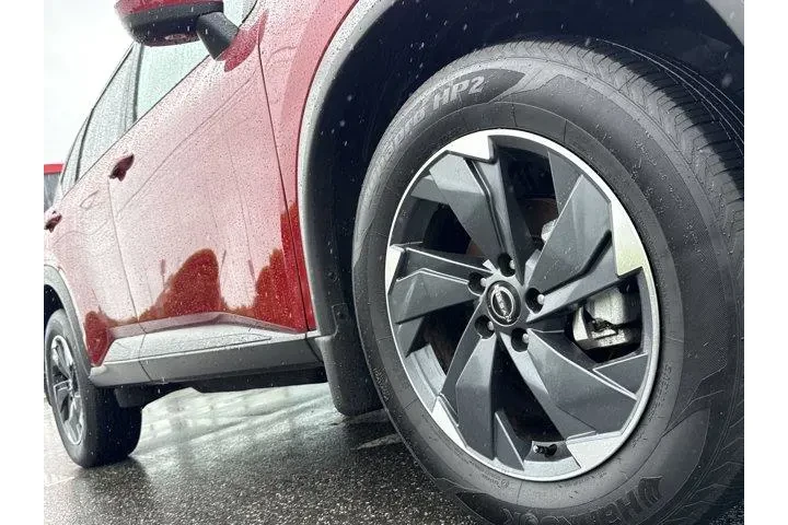 $24745 : Nissan Rogue 2025 AWD SV 4dr image 8