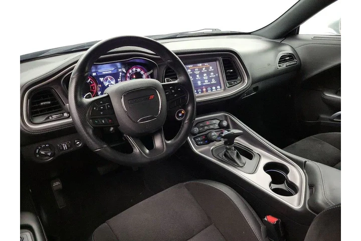 $28998 : Dodge Challenger 2021 R/T 2d image 9