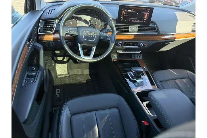 $28550 : Audi Q5 2022 AWD quattro S l image 10