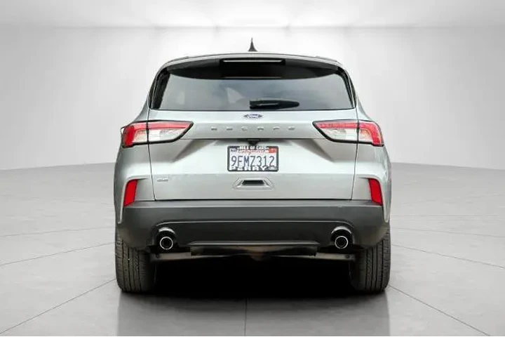 $18895 : Ford Escape 2022 SE 4dr SUV image 4
