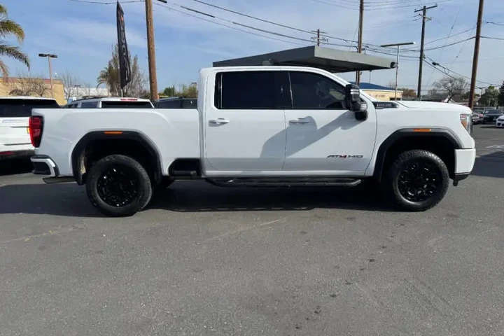 $49998 : 2021 GMC Sierra 2500HD AT4 image 9