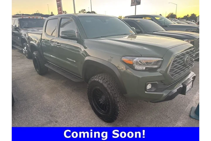 $35488 : Toyota Tacoma 2022 4x2 TRD O image 1