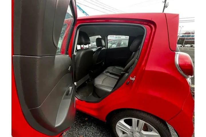 $7999 : 2015 Spark image 3