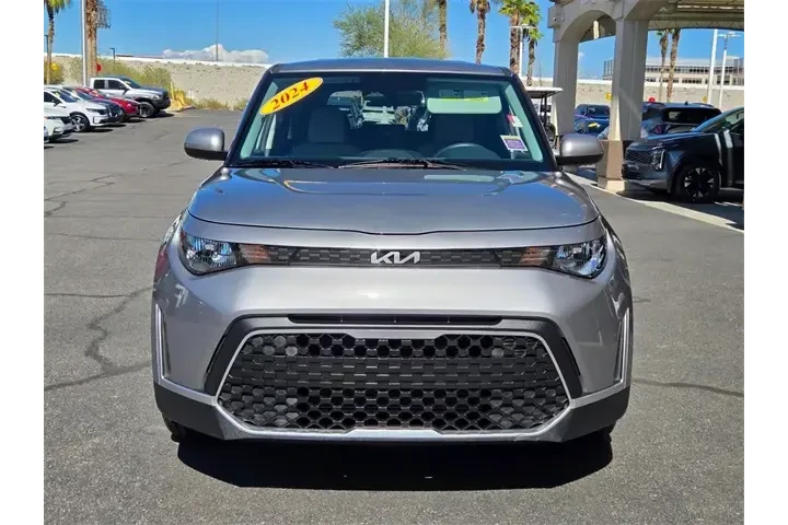 $18250 : Kia Soul 2024 LX 4dr Crossov image 7