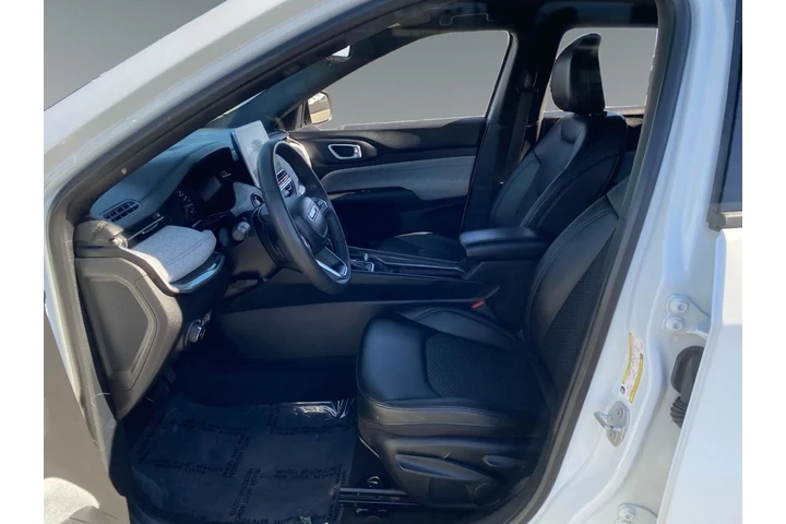 $26737 : Jeep Compass 2024 image 9