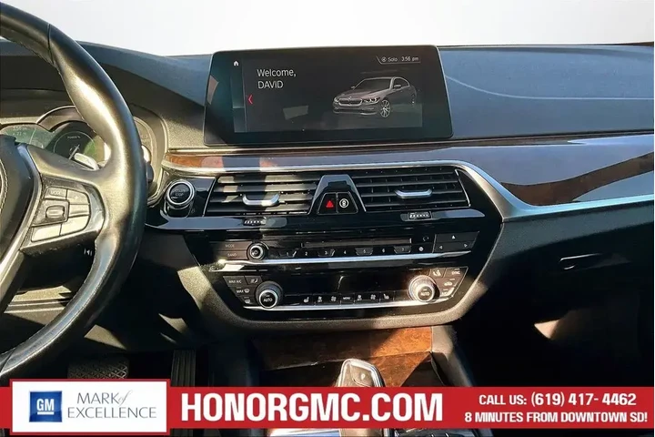 $19688 : BMW 5 Series 2019 530e iPerf image 9