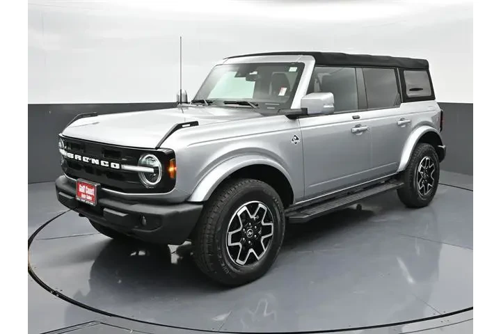 $36375 : Ford Bronco 2021 4x4 Base 4d image 1