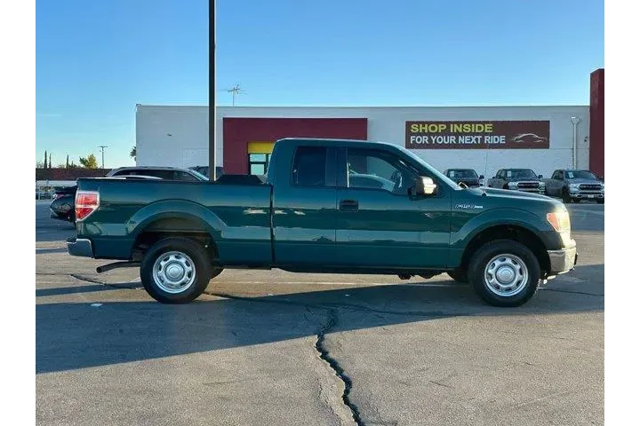 $16887 : Ford F-150 2014 4x4 STX 4dr image 9