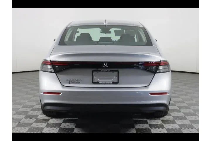 $27875 : Honda Accord 2024 EX 4dr Sed image 6