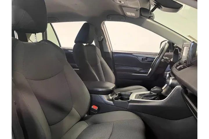 $26948 : Toyota RAV4 2021 AWD LE 4dr image 10