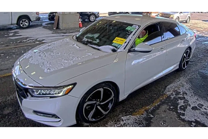 $17995 : 2019 Accord Sport image 4