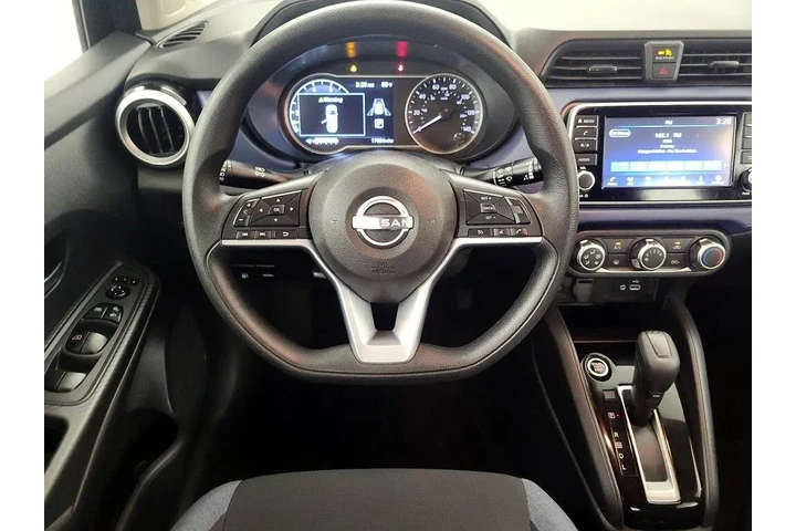 $18998 : Nissan Versa 2023 SV 4dr Sed image 10