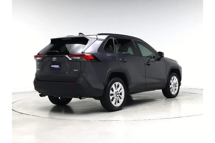 $26998 : Toyota RAV4 2023 XLE Premium image 8