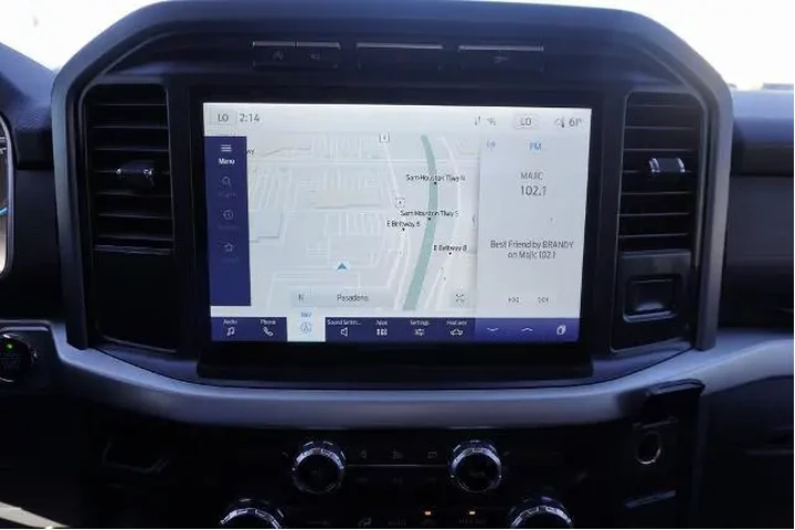 $35988 : Ford F-150 2022 4x2 XLT 4dr image 10